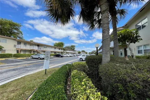 551 NW 80th Terrace # 203, Margate FL 33063