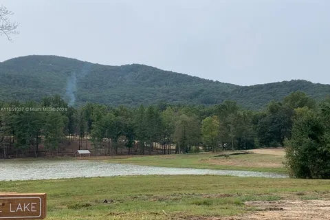 Yonah Lake Dr Lot 6, GA 30571