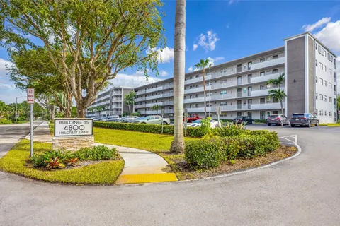 4800 Hillcrest Ln # 504, Hollywood FL 33021