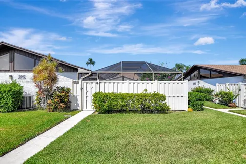 9963 Boca Gardens Trl # B, Boca Raton FL 33496