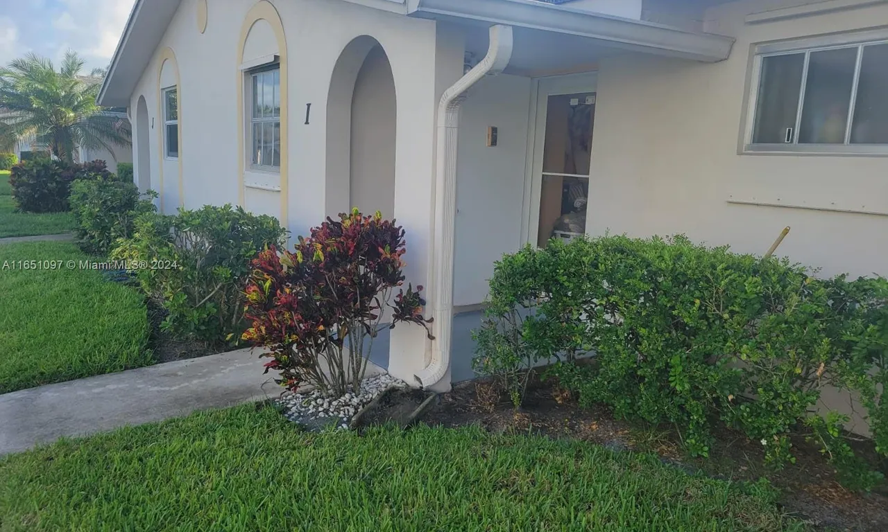 2622 Emory Dr # I, West Palm Beach FL 33415