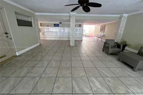 1480 W 46th St # 325, Hialeah FL 33012