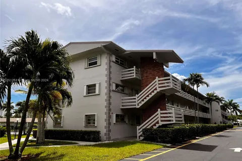 700 Layne Blvd # 212, Hallandale Beach FL 33009