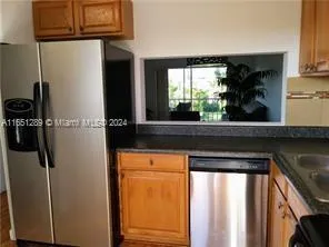 950 Hillcrest Dr # 307, Hollywood FL 33021