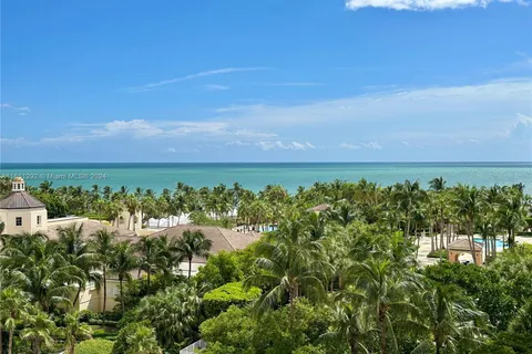 789 Crandon Blvd # 803, Key Biscayne FL 33149