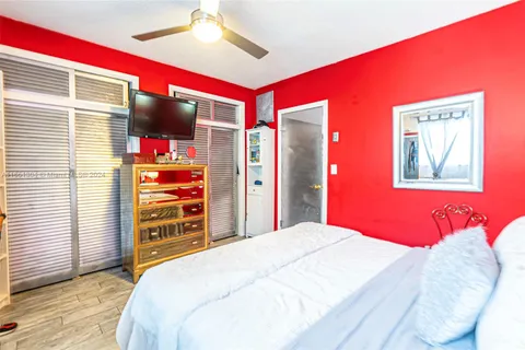 815 SW 10th Terrace # 3V, Hallandale Beach FL 33009