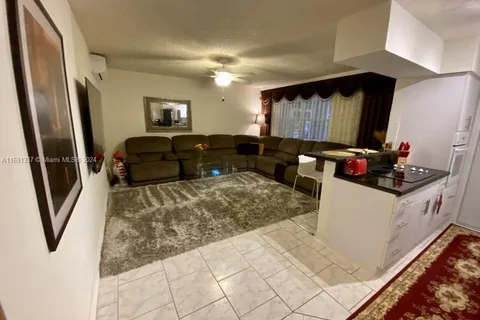 1820 Venice Park Dr # 102, North Miami FL 33181