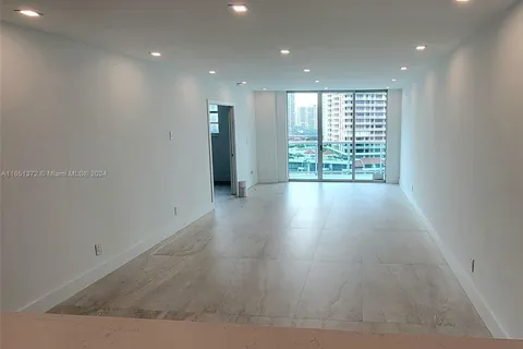 19390 Collins Ave # 1025, Sunny Isles Beach FL 33160