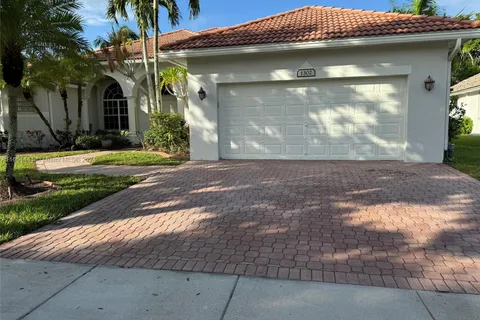 1302 NW 139th Ave # 0, Pembroke Pines FL 33028