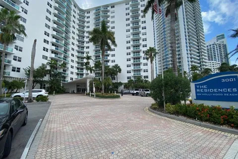 3001 S Ocean Dr # 833, Hollywood FL 33019