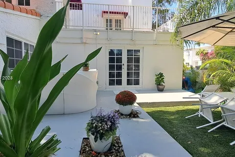 846 Michigan Ave # 101, Miami Beach FL 33139