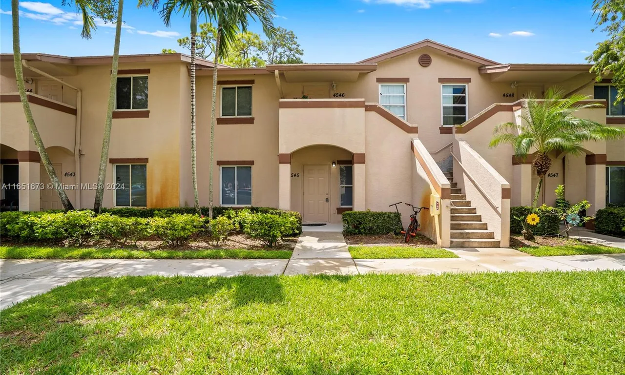 4545 Oak Terrace Dr # 4545, Green Acres FL 33463