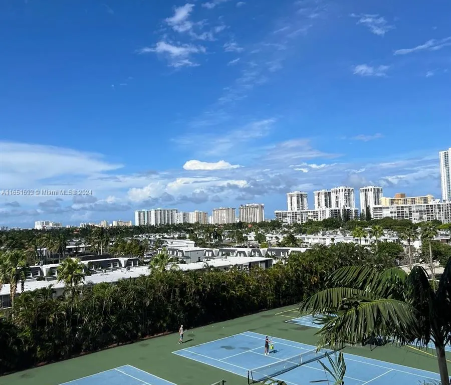 600 Three Islands Blvd # 501, Hallandale Beach FL 33009