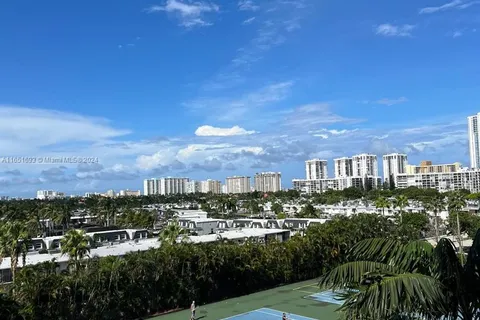 600 Three Islands Blvd # 501, Hallandale Beach FL 33009