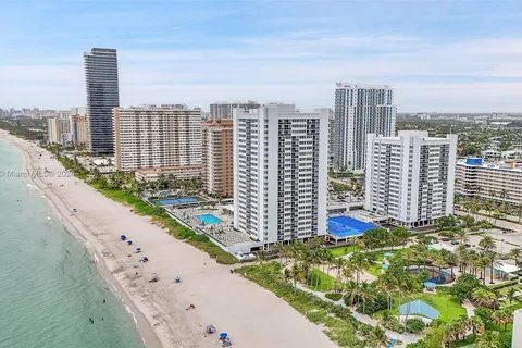 1880 S Ocean Dr, Hallandale Beach FL 33009