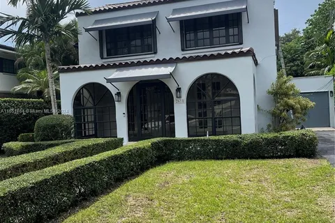 2618 Alhambra Cir, Coral Gables FL 33134