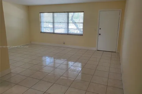 251 SW 132nd Way # 208H, Pembroke Pines FL 33027