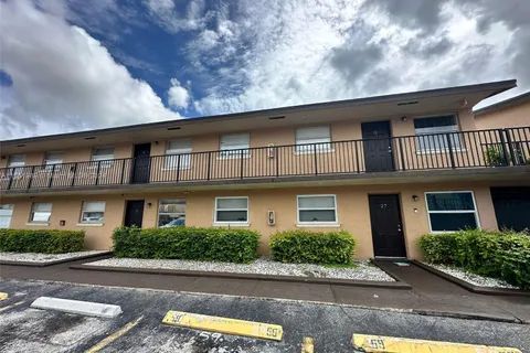 5461 W 24th Ave # 61, Hialeah FL 33016