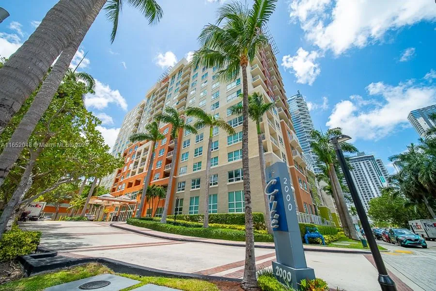 2000 N Bayshore Dr # 526, Miami FL 33137