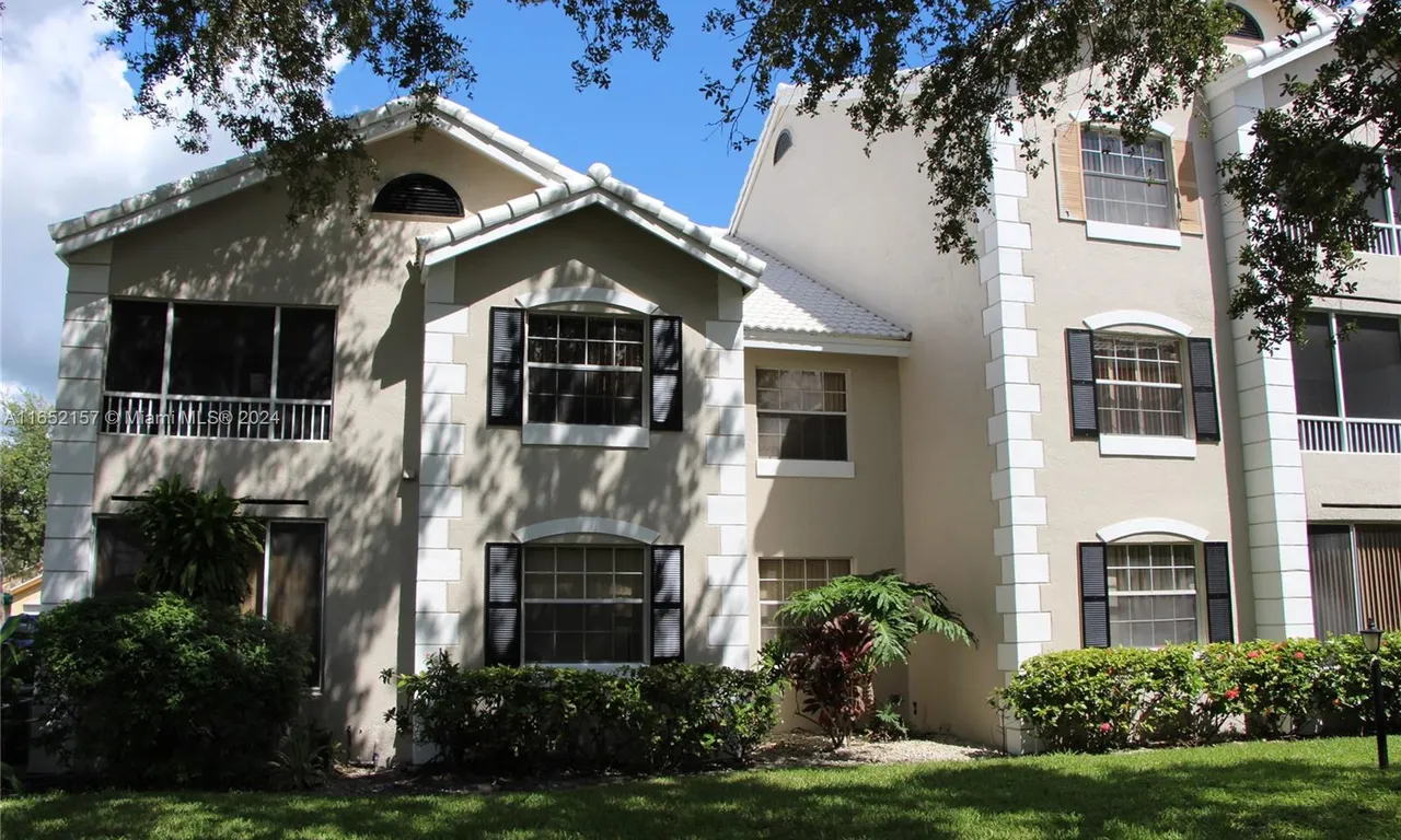 2850 N Oakland Forest Dr # 303, Oakland Park FL 33309