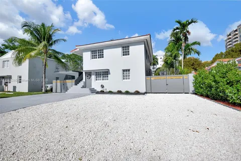 3711 SW 27th Ter, Miami FL 33134