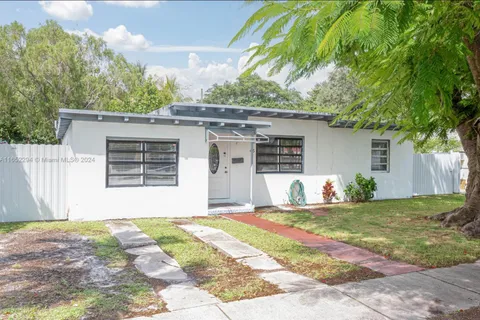 45 NW 127th St, North Miami FL 33168