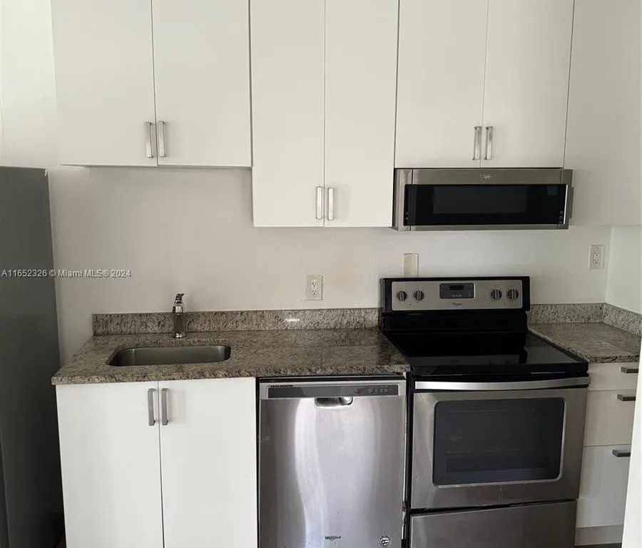 1316 NE 5th Ave # 5, Fort Lauderdale FL 33304