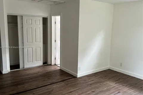 1316 NE 5th Ave # 5, Fort Lauderdale FL 33304