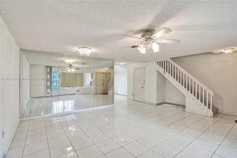 410 NW 108th Ter # 410, Pembroke Pines FL 33026