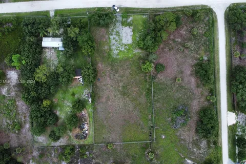 281 Avenida del Centro Montura, Clewiston FL 33440