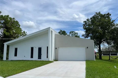 5302 Anita Ave N, Lehigh Acres FL 33971