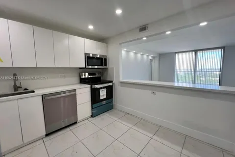 13499 Biscayne Blvd # 1405, North Miami FL 33181