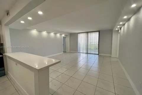 13499 Biscayne Blvd # 1405, North Miami FL 33181