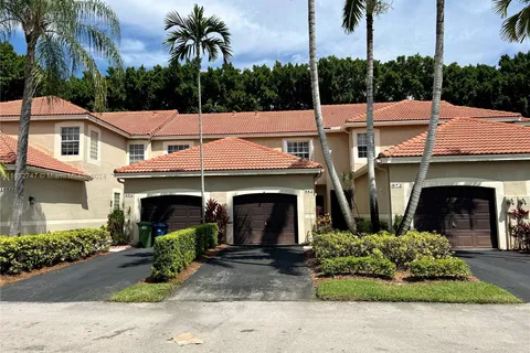 982 Sevilla Cir # 982, Weston FL 33326