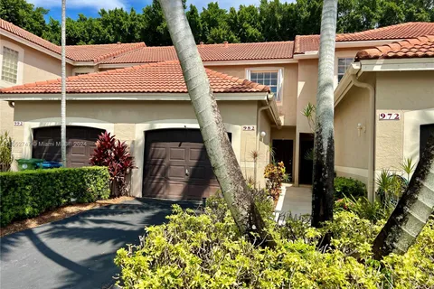 982 Sevilla Cir # 982, Weston FL 33326