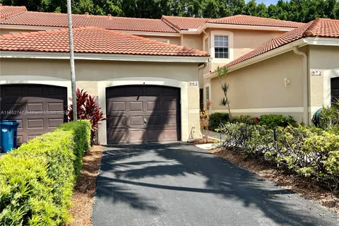 982 Sevilla Cir # 982, Weston FL 33326