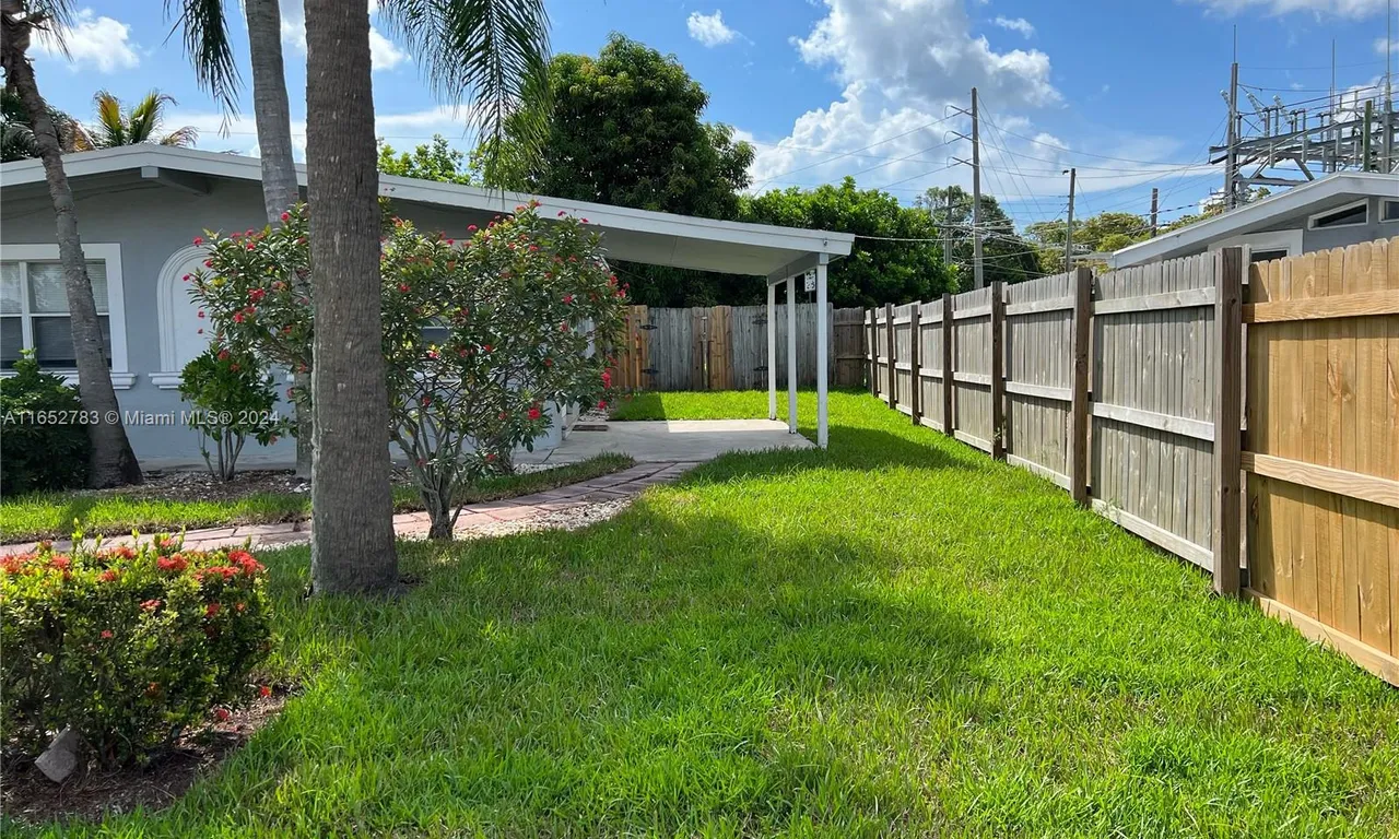 306 Glen Arbor Ter, Boynton Beach FL 33426