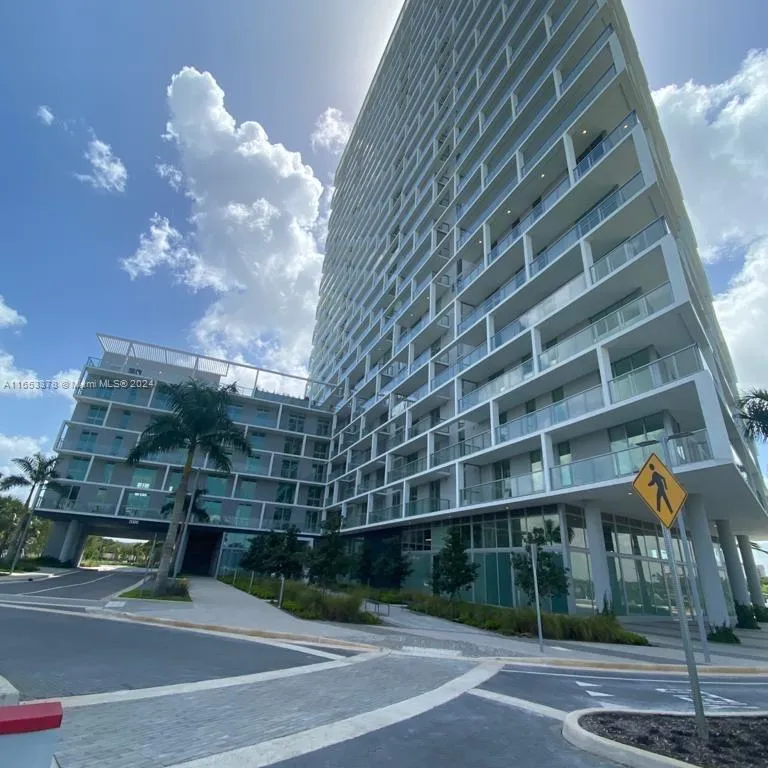 2000 Metropica Way # 1504, Sunrise FL 33323-3219