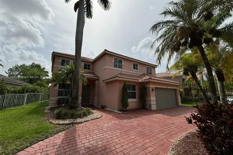 1065 Nandina Drive, Weston FL 33327