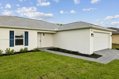 3223 NE 14th AVE, Cape Coral FL 33909