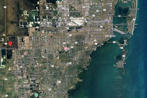 30-49-18 unincorporated, Miami FL 33185