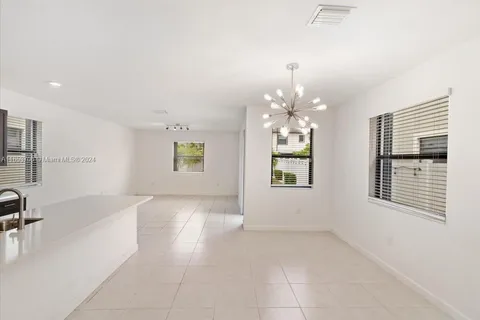 3433 W 108th St, Hialeah FL 33018