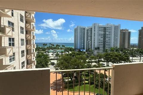 1865 S Ocean Dr. # 8N, Hallandale Beach FL 33009