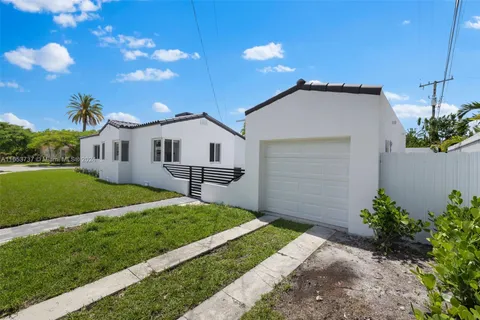 2101 SW 16th Ter, Miami FL 33145