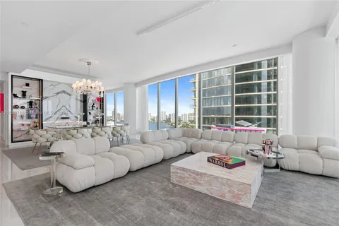 17901 Collins Ave # 1801, Sunny Isles Beach FL 33160