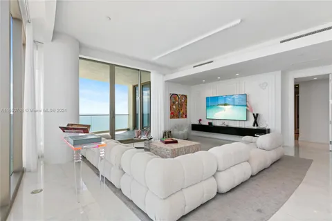 17901 Collins Ave # 1801, Sunny Isles Beach FL 33160