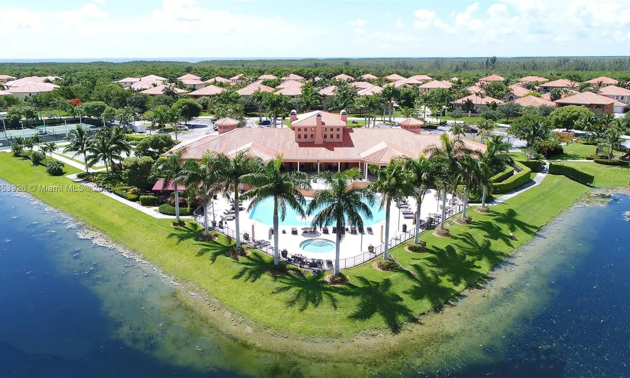 19363 SW 79th Ave, Cutler Bay FL 33157