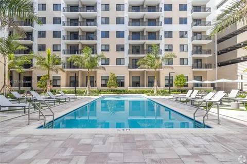18412 Homestead Ave # 727, Miami FL 33157