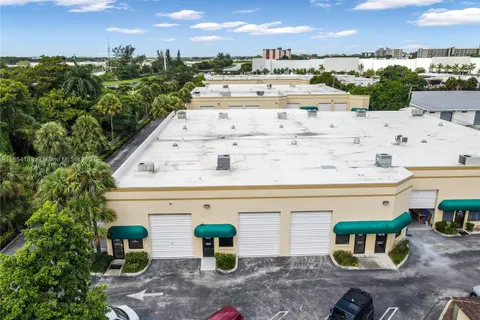 1625 W Mcnab Rd # 12, Pompano Beach FL 33069