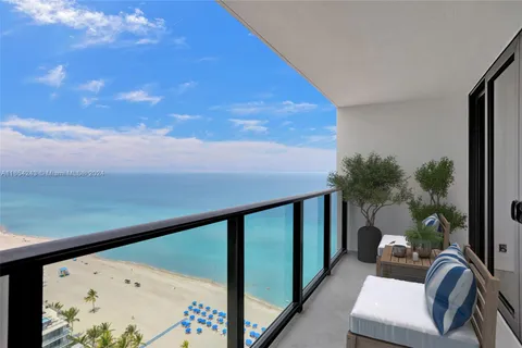 2301 S Ocean Dr # 2404, Hollywood FL 33019